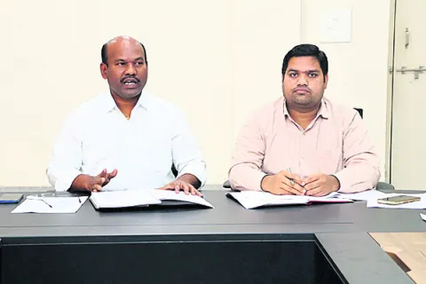 ఖర్చుల వివరాలు స్పష్టంగా నమోదు చేయాలి