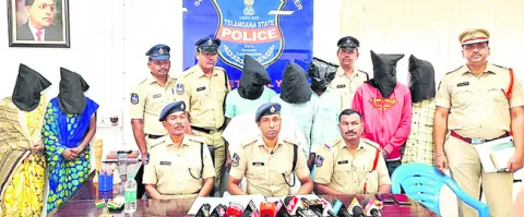 ఆరుగురు బంగారం దొంగలు, వ్యాపారి అరెస్ట్‌