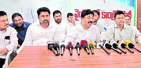 పక్కా ప్రణాళికతోనే జోగి రమేష్‌ ఇంటిపై దాడి 