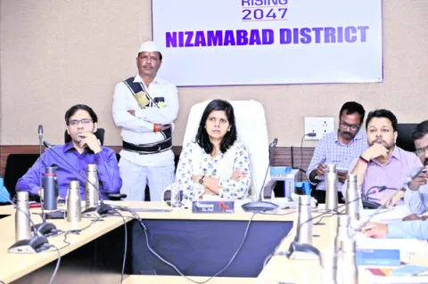 పోలింగ్‌ సిబ్బంది ర్యాండమైజేషన్‌ 