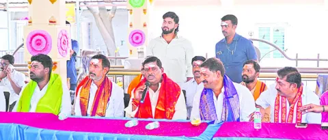 సామాన్య భక్తులే వీఐపీలు