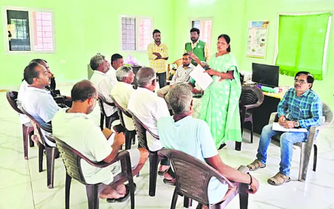 రైతులు పంట నమోదు చేసుకోవాలి 