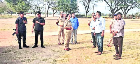 7న కాగజ్‌నగర్‌కు మహారాష్ట్ర సీఎం