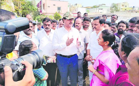 నల్ల చెరువు ఆక్రమణలను త్వరలోనే తొలగిస్తాం