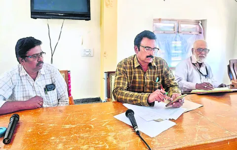 ఎంపీపీ ఎన్నికకు రెండోసారి ఎంపీటీసీల గైర్హాజరు 