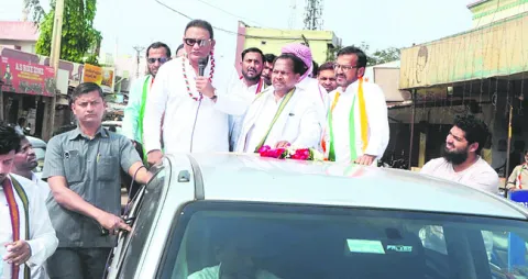 కాంగ్రెస్‌కు ఓటు అభివృద్ధికి చోటు