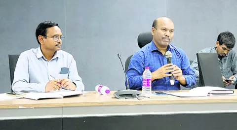 నిబంధనలు ఉల్లంఘిస్తే చర్యలు