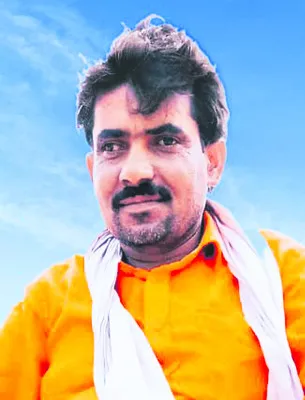 నాడు తల్లి.. నేడు తండ్రి మృతి