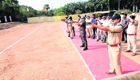 ఫైరింగ్‌లో నైపుణ్యం సాధించాలి 