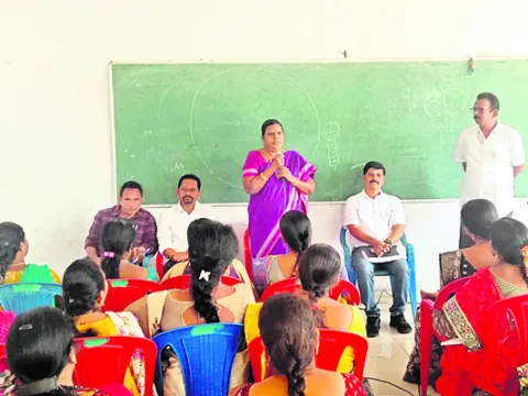 అవగాహనతో విధులు నిర్వహించాలి