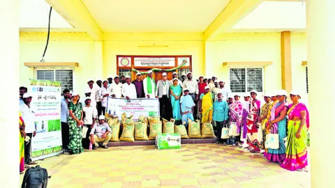 వరి వెదజల్లే పద్ధతిపై శిక్షణ 