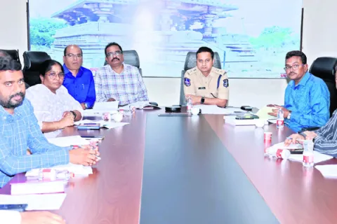 ‘పకడ్బందీగా ఎన్నికల ఏర్పాట్లు’
