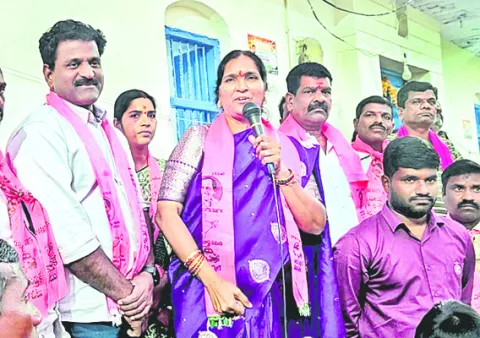 అన్ని రంగాల్లో ప్రభుత్వం విఫలం 