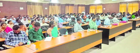 9 నుంచి  పది ప్రీ పబ్లిక్‌ పరీక్షలు 
