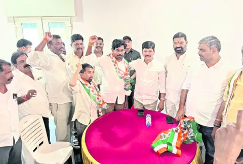 ఆట మొదలైంది..! 