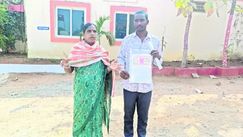 వెట్టి చేయించుకొని చనిపోయాక వదిలేశారు 
