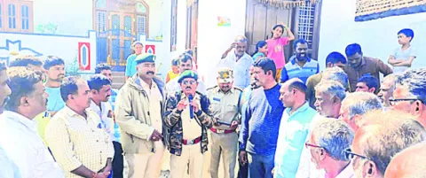 వన్యప్రాణుల దాడులు.. అందని పరిహారం