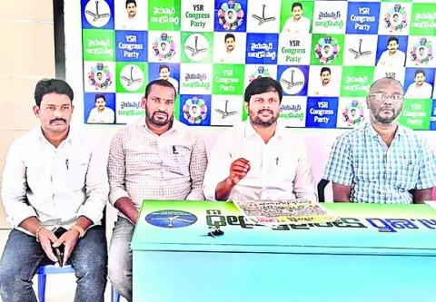 అబద్ధాల పునాదులపై కూటమి రాజకీయాలు 