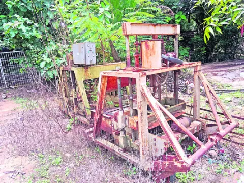 రూ.లక్షలు వ్యయం..లక్ష్యం శూన్యం 