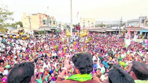 కాంగ్రెస్‌ను గెలిపిస్తేనే అభివృద్ధి