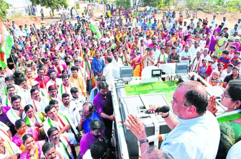 కార్పొరేషన్‌లో చరిత్రాత్మక తీర్పునివ్వాలి