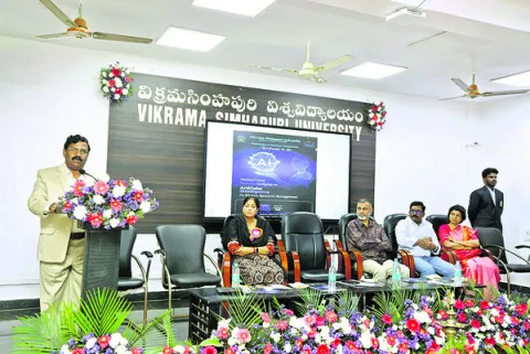 సాంకేతికతతోనే మంచి భవిత 