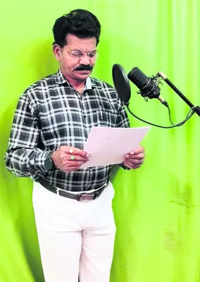 స్థిర ఆదాయం కావాలి 
