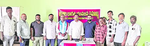 ఉపాధి కల్పనలో ప్రభుత్వాలు విఫలం 