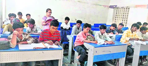 నేటి నుంచి ప్రీ ఫైనల్‌ పరీక్షలు 