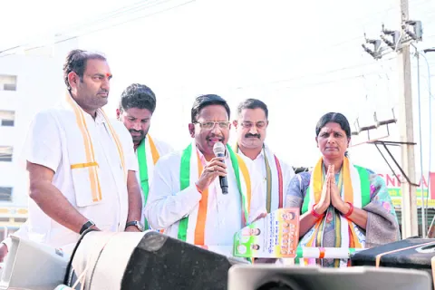 కారు గుర్తుకు ఓటేస్తే డస్ట్‌బిన్‌లో వేసినట్టే 