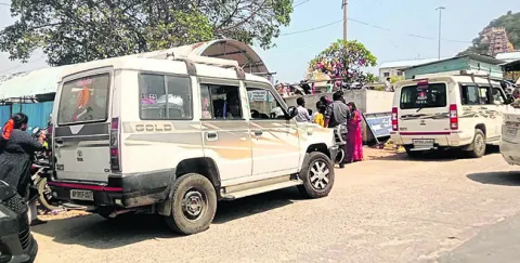 బోయకొండ పైకి వాహనాలు రయ్‌ రయ్‌