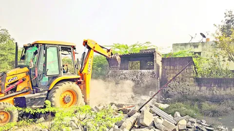 భూమి.. అధికార పార్టీ పరం!