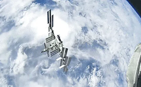 India can track and image enemy satellites in space