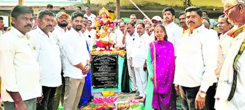 విద్యాభివృద్ధికి ప్రభుత్వం పెద్దపీట 