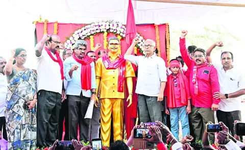 ప్రజలకు తోడుగా నిలిస్తేనే గుర్తింపు