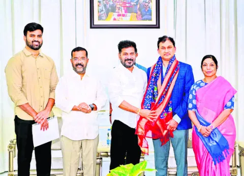 అధికారంలో ఉన్నప్పుడు రైల్వే కోచ్‌ గుర్తుకురాలేదా?