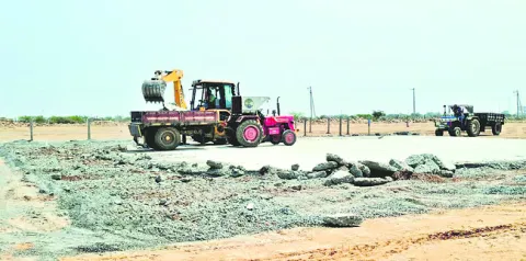 ప్రజాధనం దుర్వినియోగం 