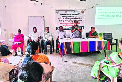 సంపూర్ణ ఆరోగ్యానికి సమతుల్య ఆహారం