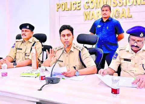 జాతరను ప్రశాంతంగా నిర్వహించాలి