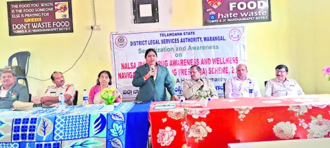 హక్కులపై అవగాహన కలిగి ఉండాలి