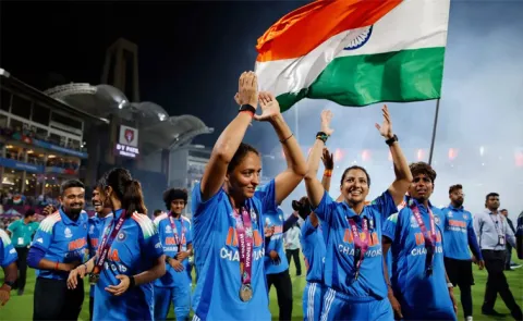Australia women beat india by 185 runs in 3rd ODI5