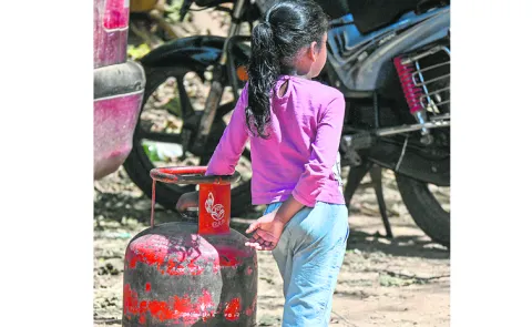 PM Modi assures at NDA rally in Tamil Nadu