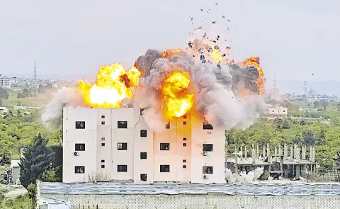 Tehran hit by heavy bombing: US-Israel war on Iran