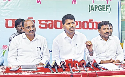 Government Employees Fires on Chandrababu Government