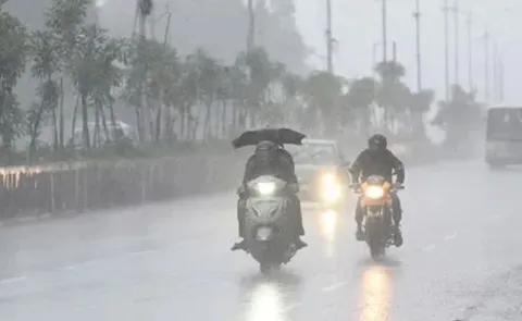 Hyderabad saw passing showers late on Monday 