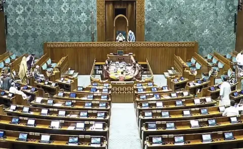 Lok Sabha to Lift Suspension of Eight Opposition MPs