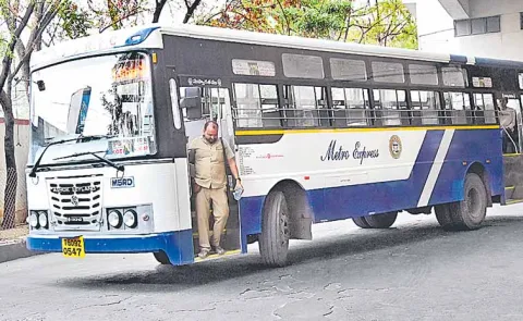 New buses hitting the road with new standards