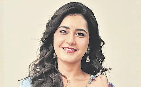 Raashi Khanna about Ustad Bhagat Singh movie