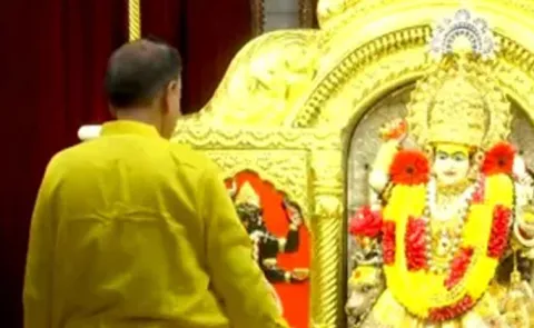 Chaitra Navratri begins with morning aarti Vaishno Devi