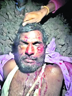 రైలుకింద పడి గుర్తుతెలియని వ్యక్తి మృతి